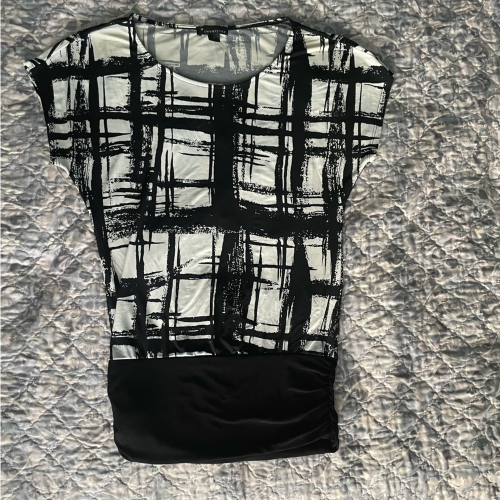 Black and White Patterned Women's Skirt